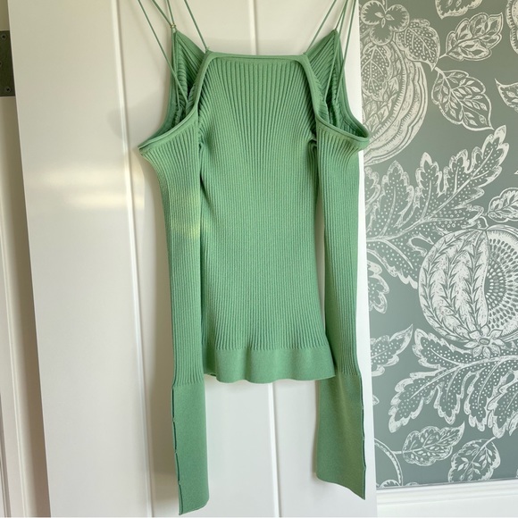 Jacquemus ribbed off the shoulder cardigan, sage green, size 40 - Picture 5 of 7